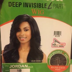 Lace Front Wig Jordan Color 1B - BRAND NEW!